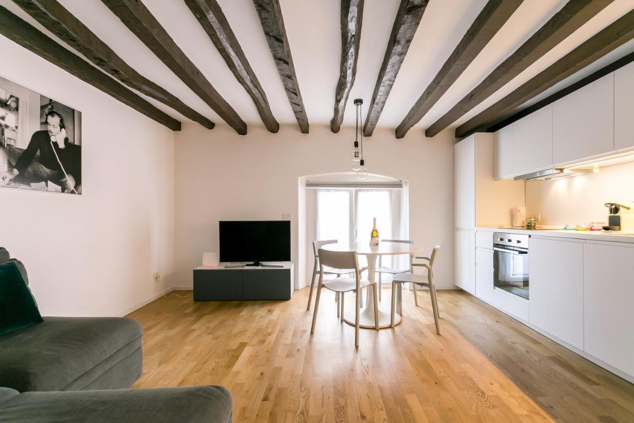 Mortara Navigli Apartments Мілан Екстер'єр фото